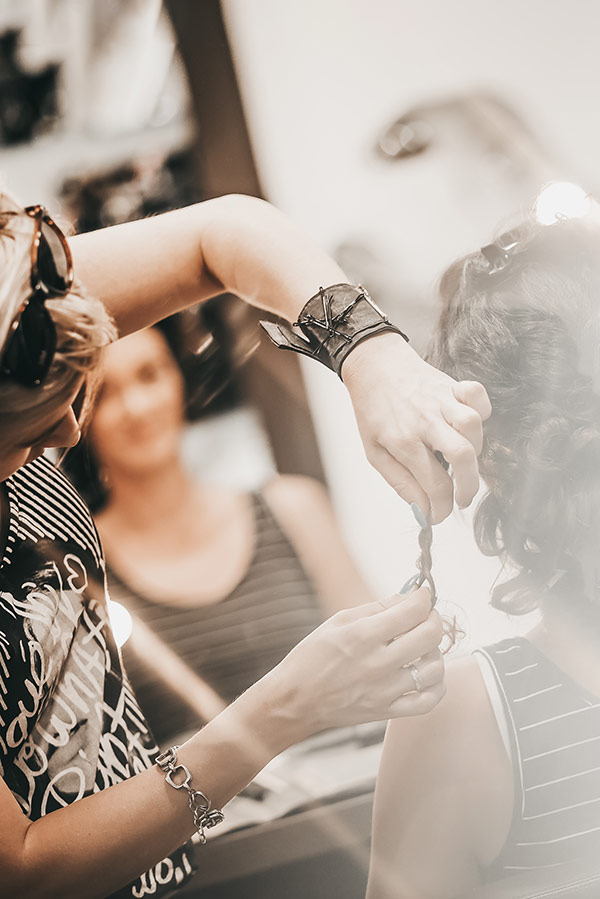 Haarverlängerung & Haarverdichtung Haarverlängerung & Haarverdichtung